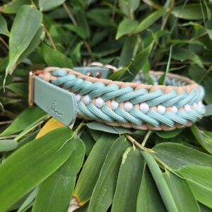 HU 32-38 cm Geflochtenes Paracord Halsband Avanti mit BioThane Verschluss Sage and Sand